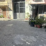 La Casa Di Lucrezia